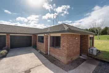 43 Brymer Road, Grandview Heights