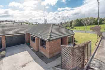 43 Brymer Road, Grandview Heights