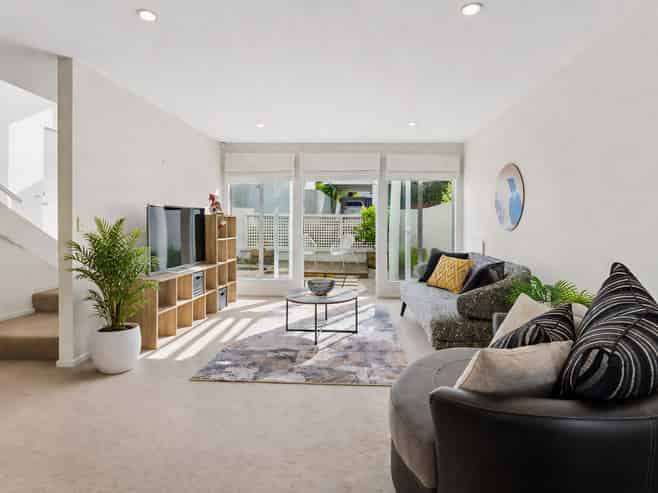 6/73A Carlton Gore Road, Newmarket