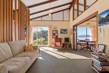 103 Barnard Street, Wadestown