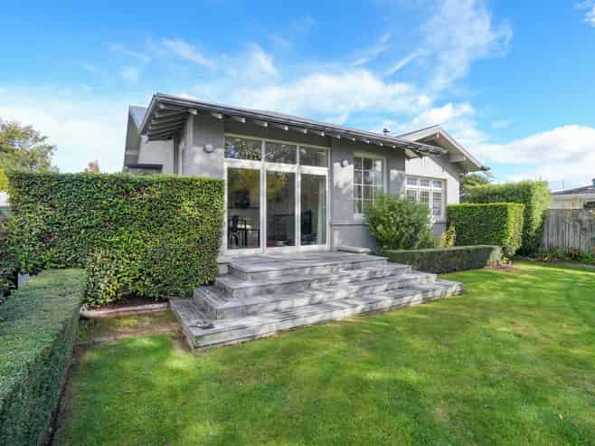 95 Lewis Street, GLADSTONE