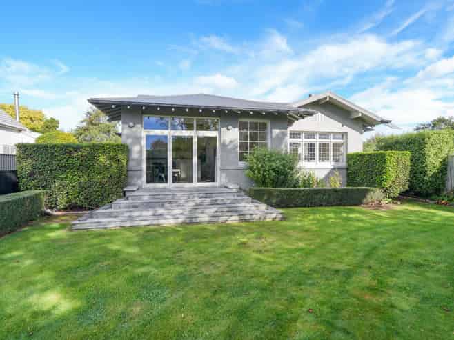 95 Lewis Street, GLADSTONE