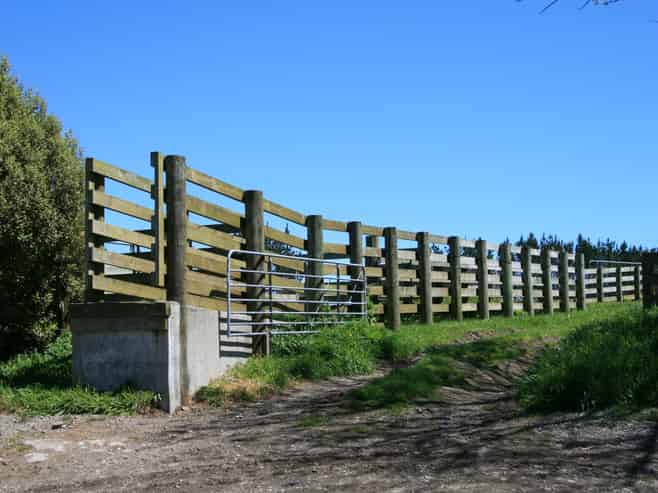 2105 and 2 Hastings Road, Stratford