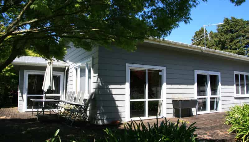 2105 Hastings Road, Stratford