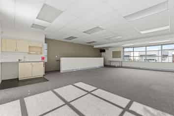 Suburban Office -Occupy or Invest