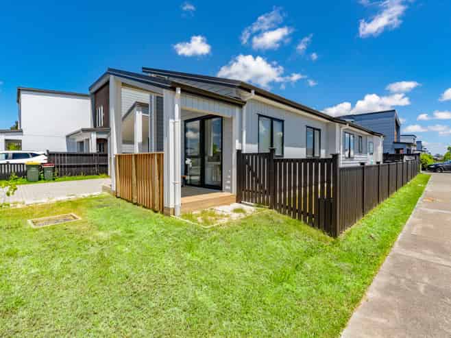 34B Kahui Parade, Karaka