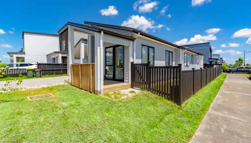 34B Kahui Parade, Karaka