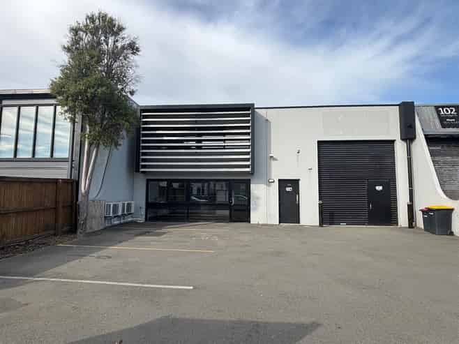 Modern and Practical in the Heart of Sydenham