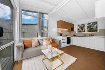 2/2 Dagenham Street, Manurewa