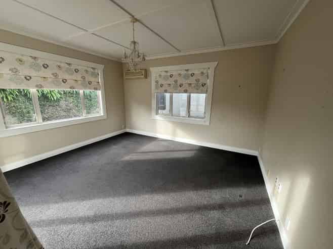 B/8 Ngaio Street, Strandon