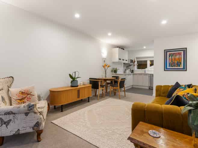 3/4 Cecil Road, Milford