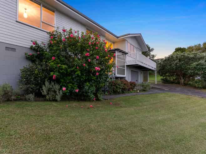 11 Laurina Road, Sunnynook