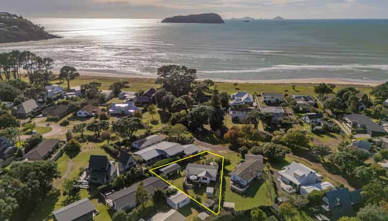 17 McCall Ave, Pauanui