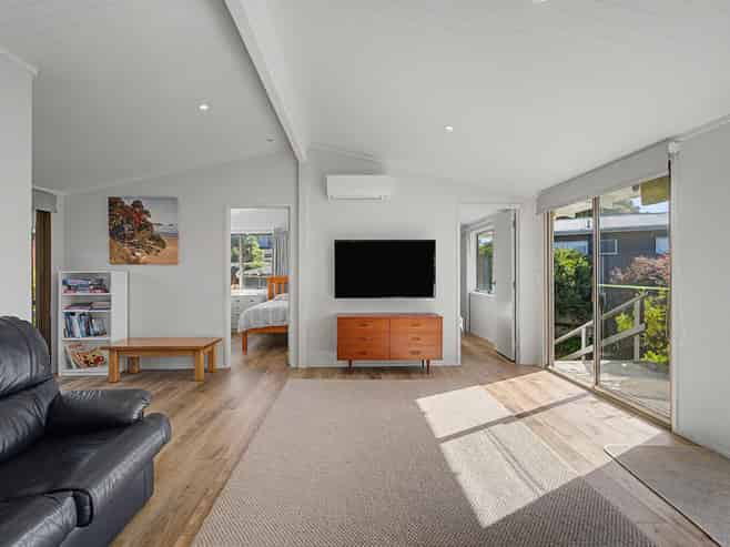 17 McCall Ave, Pauanui