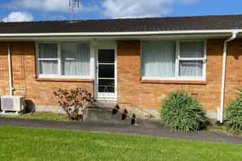 2/13 Alcock Street, Mount Wellington