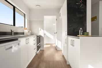 27A Wellington Street, Hamilton East