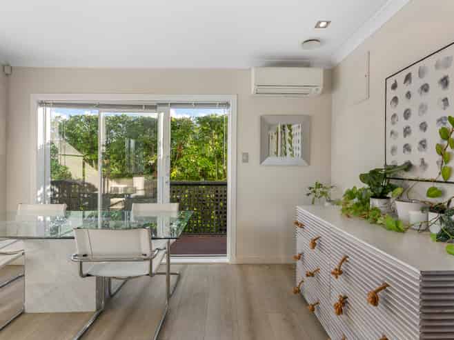 44 Peter Terrace, Castor Bay