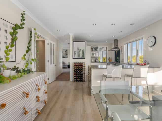 44 Peter Terrace, Castor Bay