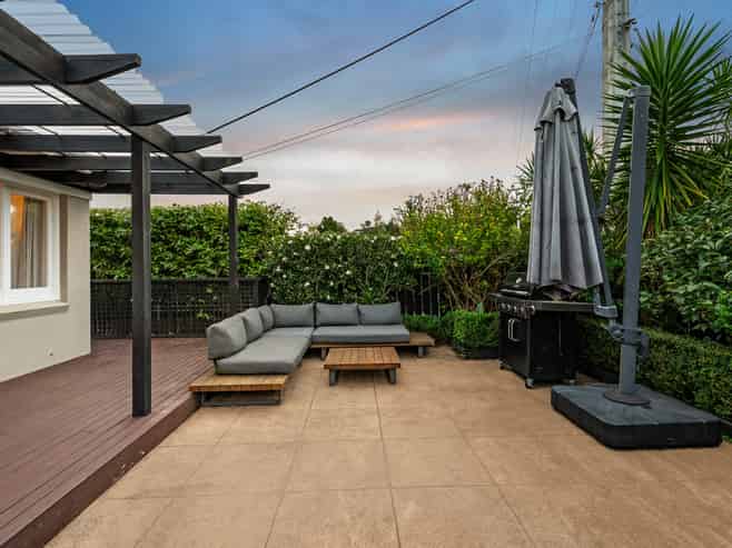 44 Peter Terrace, Castor Bay