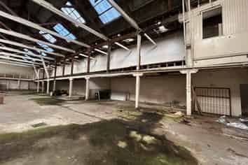 Warehouse - Demo or Redevelop