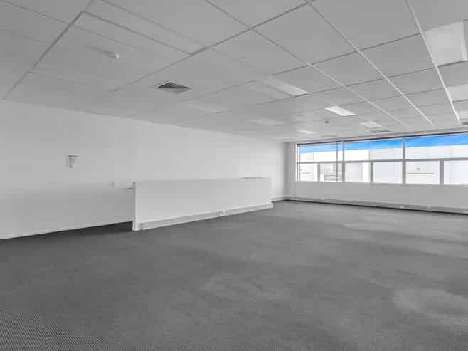 Modern Office in Cavendish Business Park