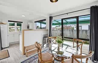 13 Victory Road, Fairy Springs