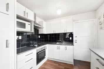 1/25 Edgeware Road, Saint Albans