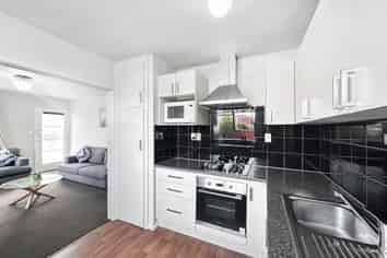 1/25 Edgeware Road, Saint Albans