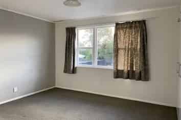 25 Hutchinsons Road, Bucklands Beach