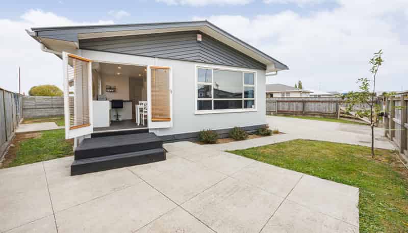 6 Esk Street, Roslyn