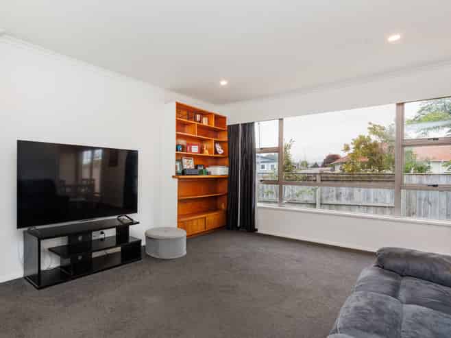 6 Esk Street, Roslyn