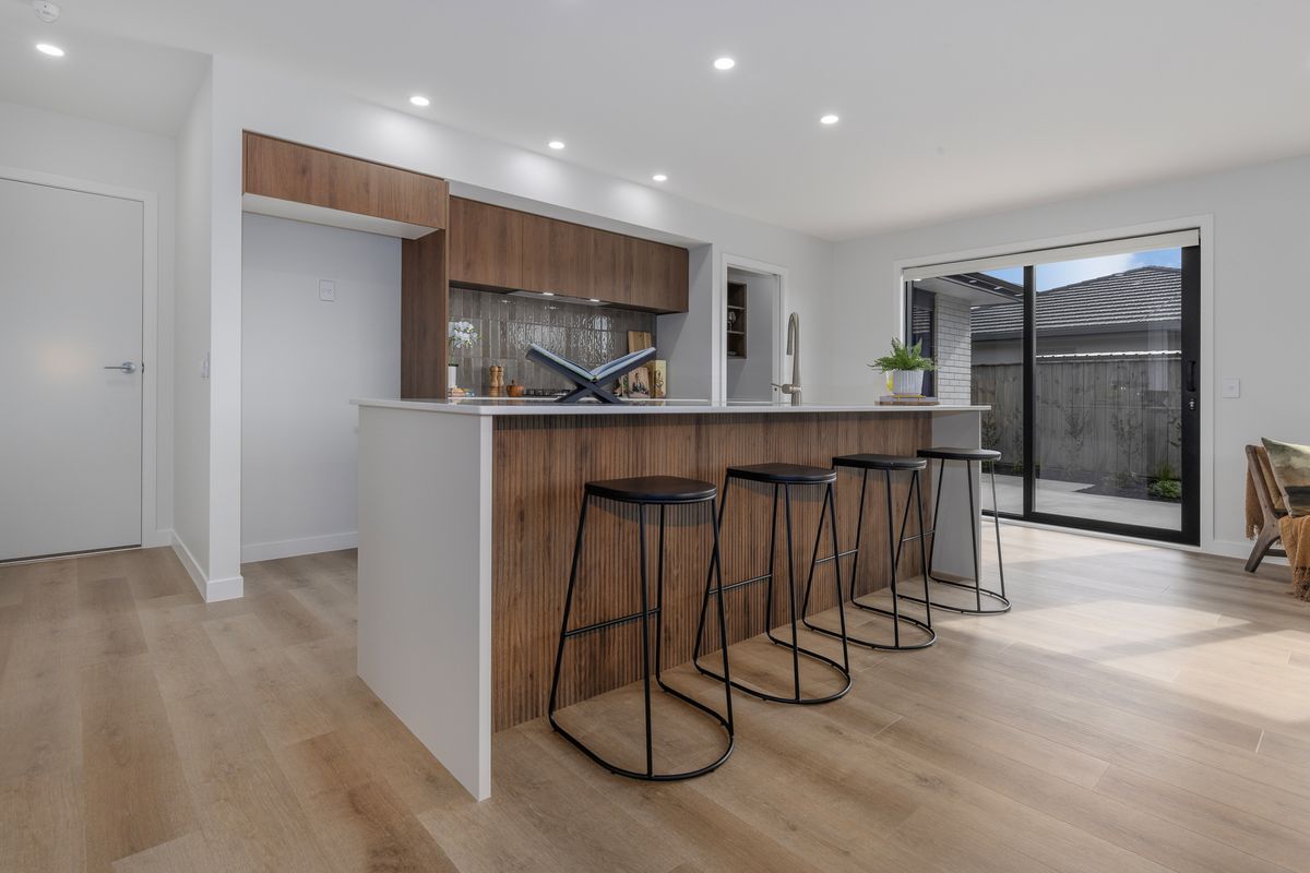 Brand New High-Spec Home - Move-In Ready - Ansicht 5