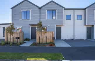 1/2D Dellow Place, SPREYDON