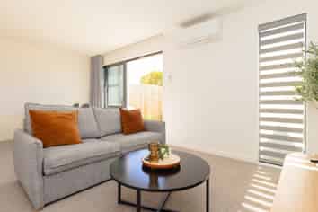 1/2D Dellow Place, SPREYDON