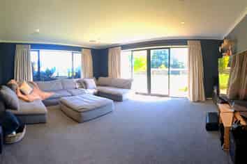 1227 Oxford Road, Cust