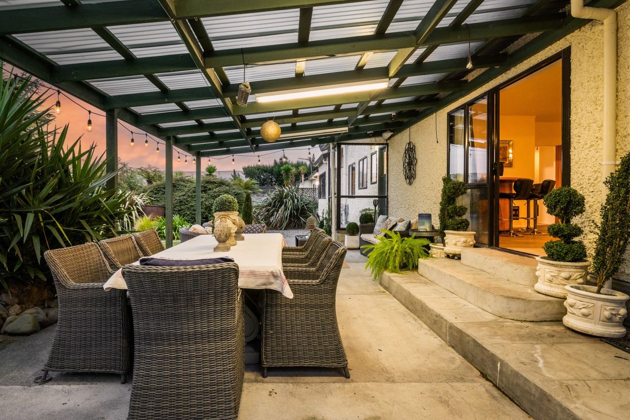 Exceptional Eight Bedroom Lifestyle and Income - Ansicht 3