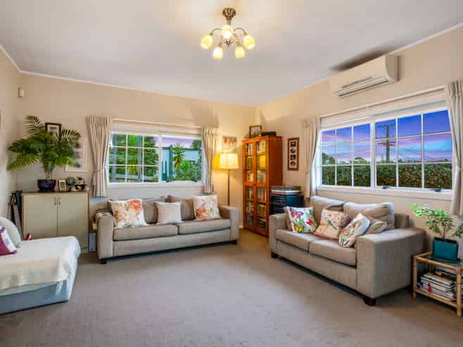 54 Evans Road, Glen Eden