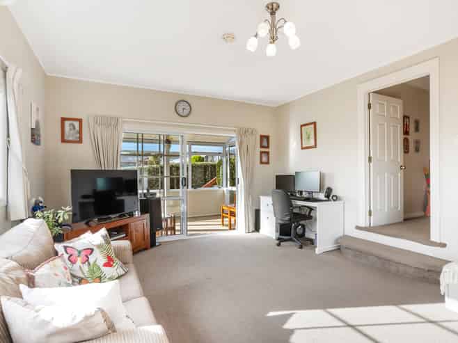 54 Evans Road, Glen Eden