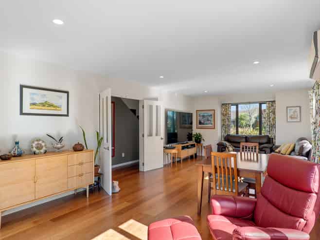 550 Bower Avenue, Parklands