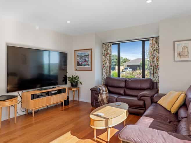 550 Bower Avenue, Parklands