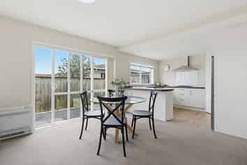 3b Phillip Street, Victoria