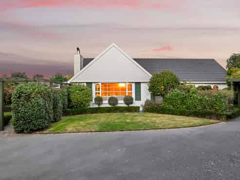 8 Skye Place, Burnside