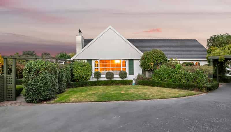 8 Skye Place, Burnside