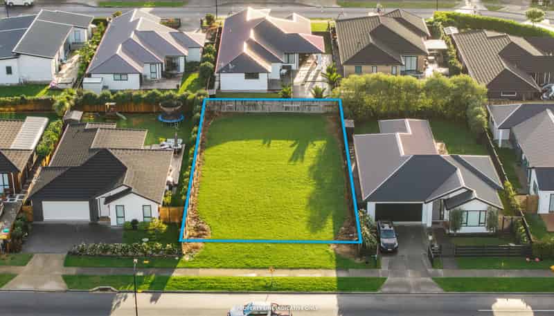 15 Len Ireland Drive, Huapai