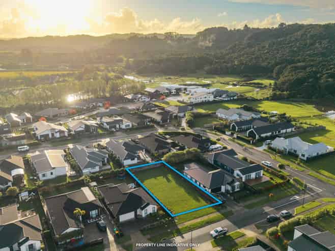 15 Len Ireland Drive, Huapai