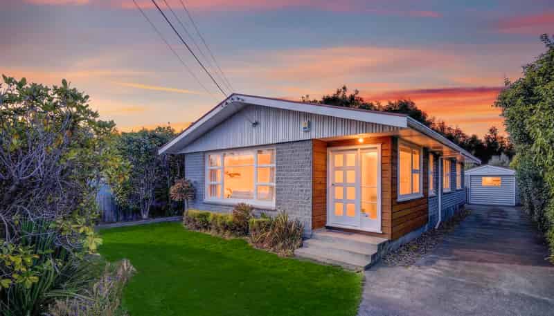 18A Coopers Road, Dallington