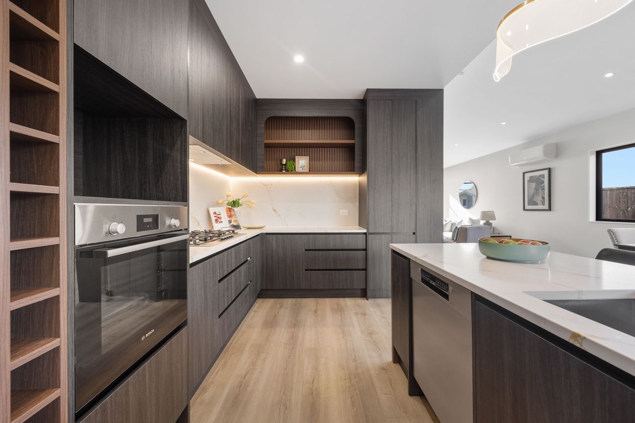 Stylish Living in Semi-Rural Serenity - Fler