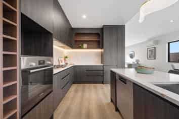 15 Kakano Street, Clevedon