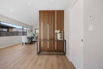 15 Kakano Street, Clevedon