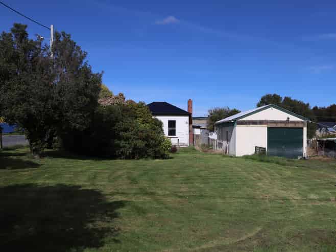 5 Clark Street, Owaka